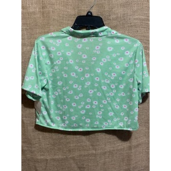 Passport Green/White Daisy NWT Cropped Button Up Small Women's - Picture 4 of 4